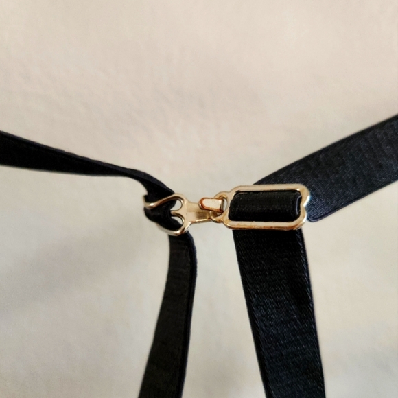 La Vie en Rose Push-Up Magnetic Front Closure 36C/80C Floral Lace Sexy Black Bra - Picture 5 of 8